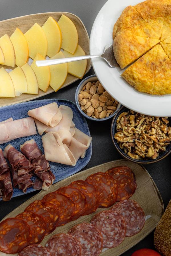 Intelier Victoria 호텔 산세바스티안 외부 사진