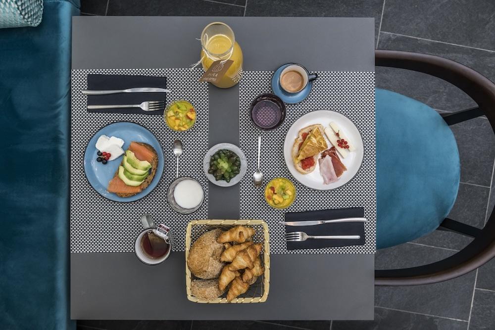 Intelier Victoria 호텔 산세바스티안 외부 사진